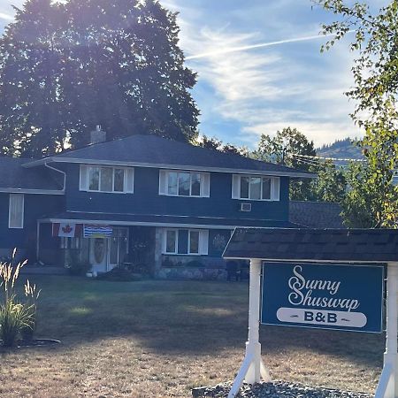 Sunny Shuswap B&B Chase Exterior foto